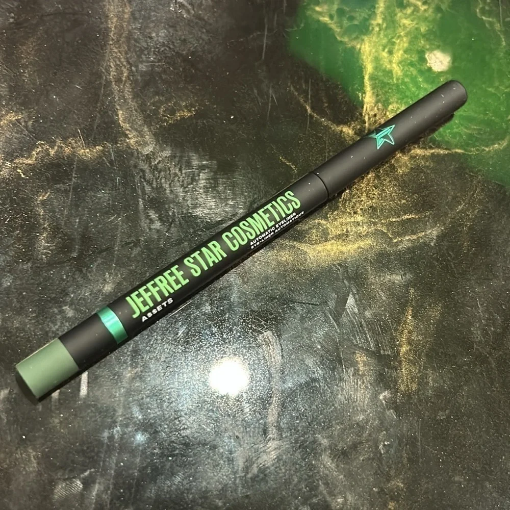 Jeffree star cosmetics automatic eyeliner asset, green New in box make-up